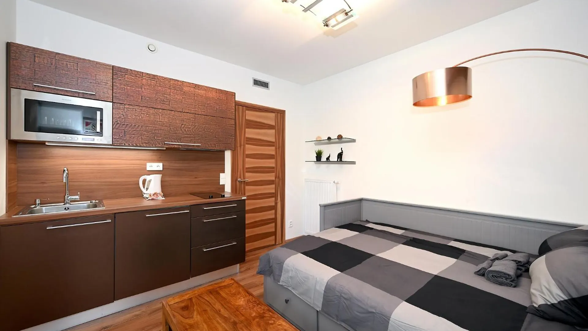New Apartment In Heart Of プラハ