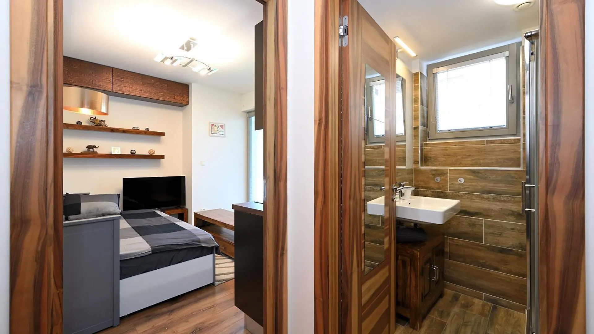 New Apartment In Heart Of プラハ